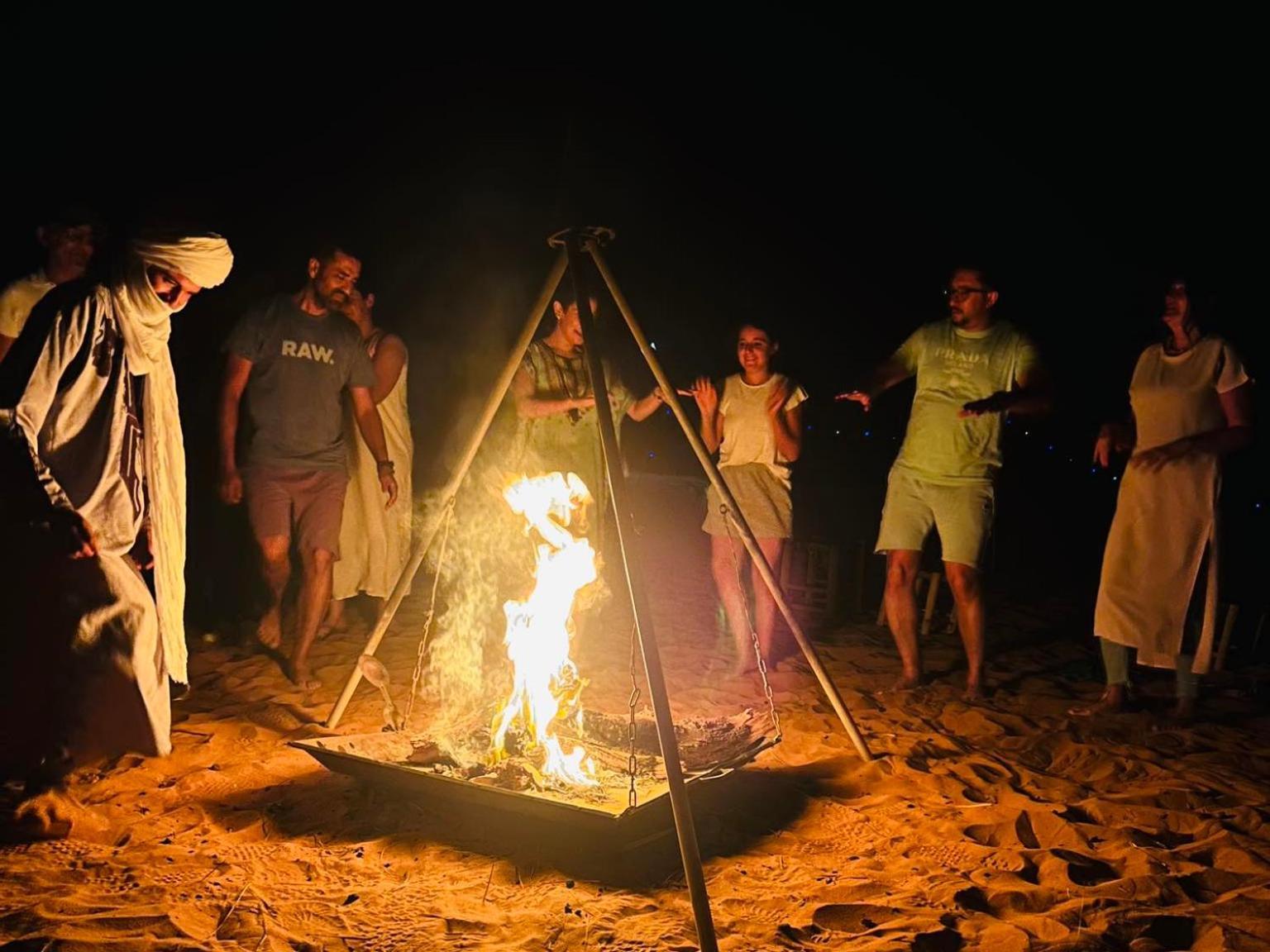 Camp Under Stars (Adults Only) Hotel Merzouga Exterior foto